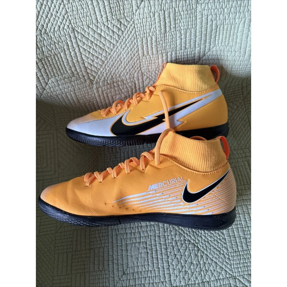 Nike mercurial superfly
